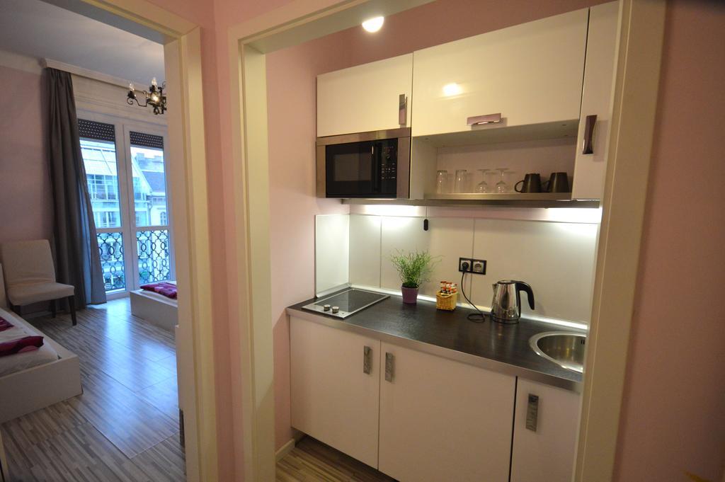 Pulse Jackquaters Apartamento Budapeste Quarto foto